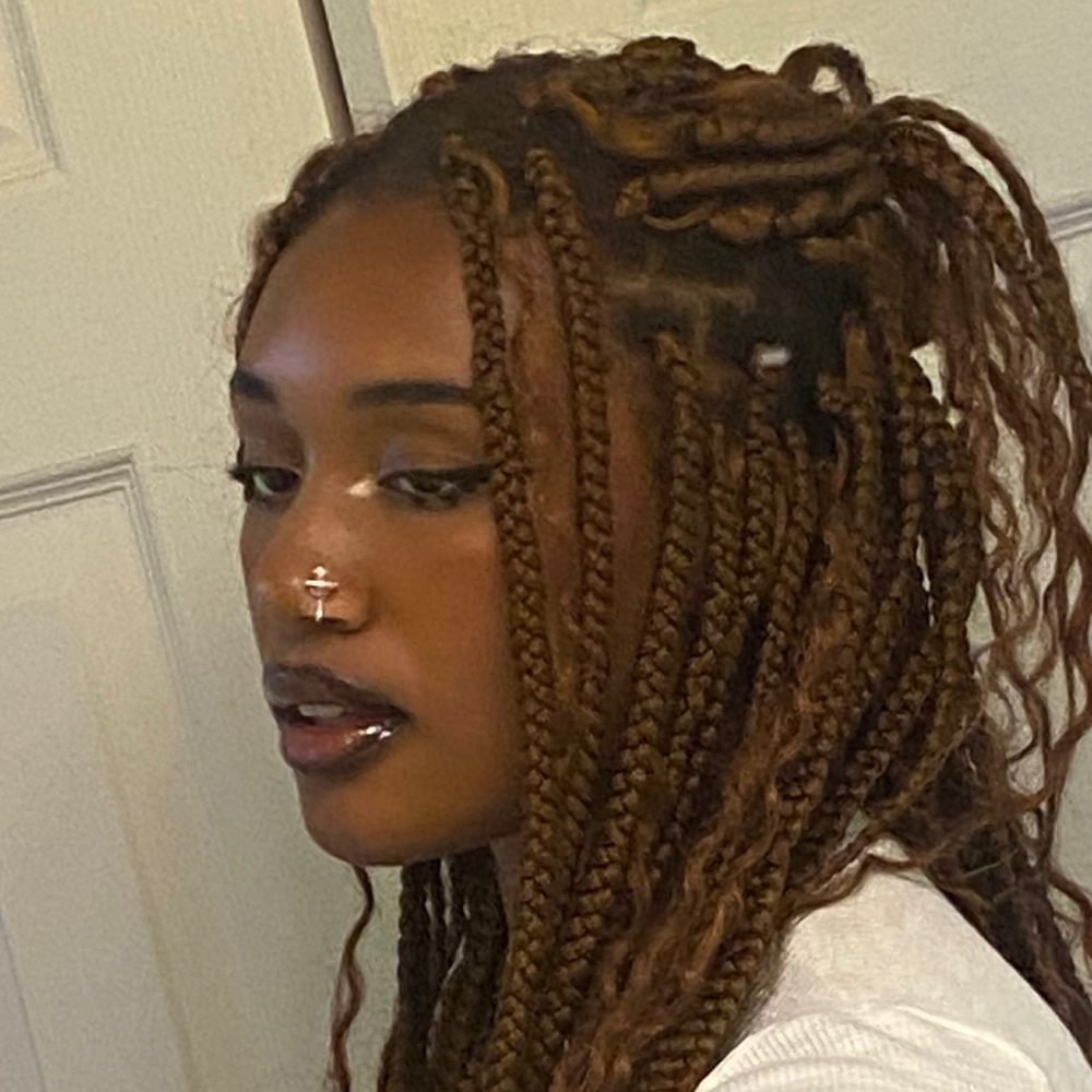 Meet your Posher, Kennedycimone